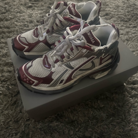Balenciaga Runner Sneaker, Burgundy - Picture 6 of 11
